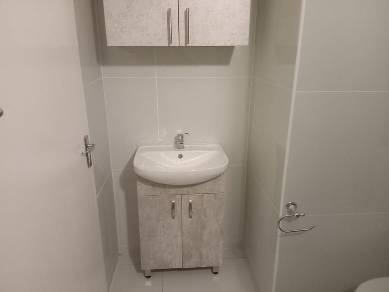 To Let 2 Bedroom Property for Rent in Uitzicht Western Cape
